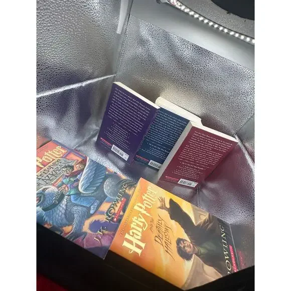 Harry Potter 7 book set - Picture 5 of 7